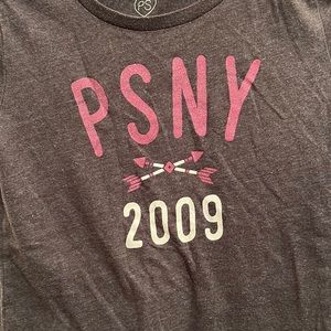 Aéropostale PNSY 2009 grey and pink tee shirt